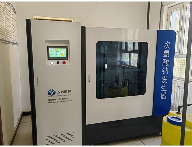 新疆水厂次氯酸钠发生器安装现场